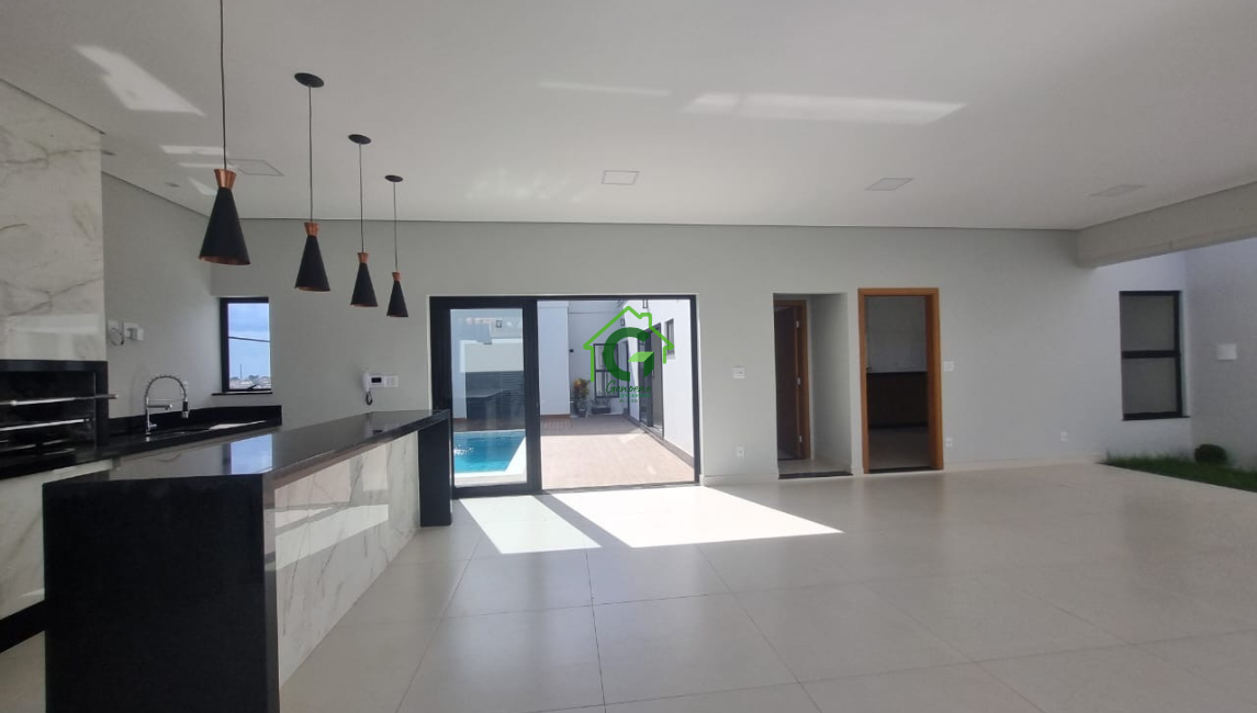 CASA A VENDA – ALTO PADRÃO EM JARDIM ITÁLIA