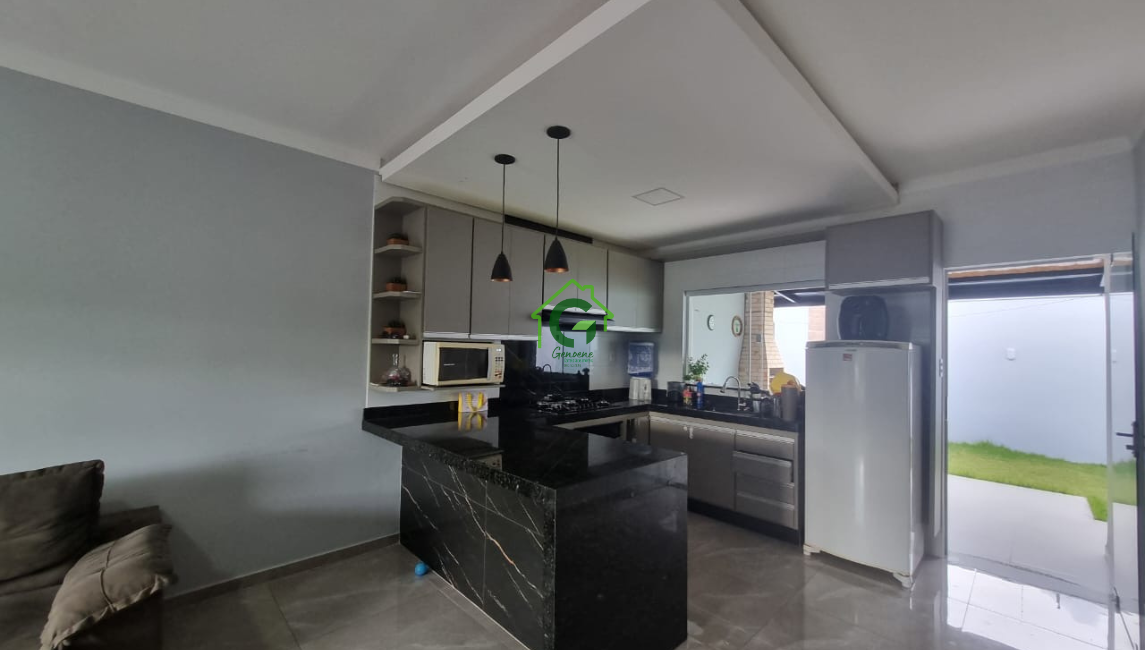 CASA A VENDA – VEREDAS DA SERRA