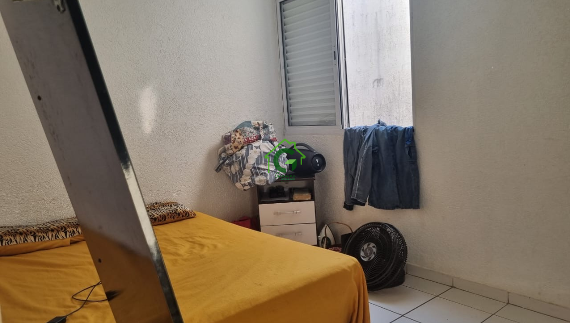 APARTAMENTO A VENDA – COLINA DA SOVIS